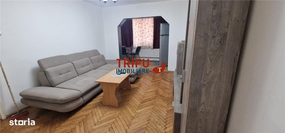 Apartament de închiriat 3 camere zona Liceului Militar