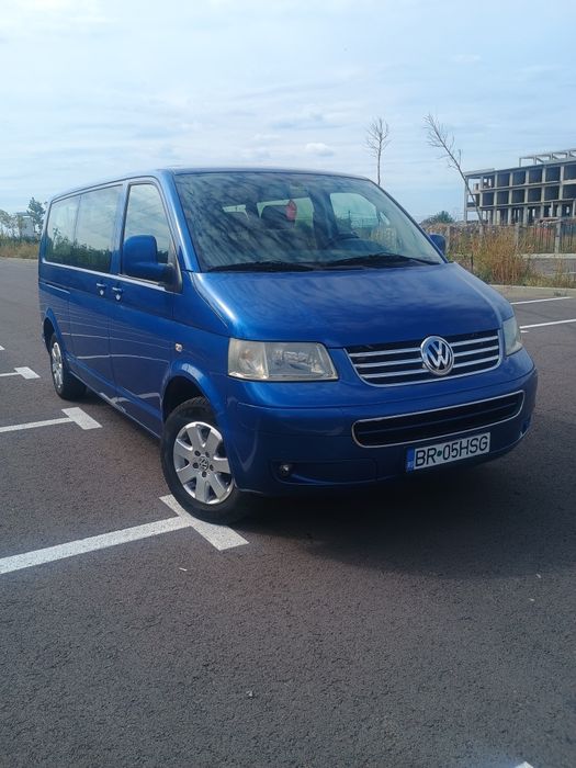 Vw Transporter 8+1 locuri