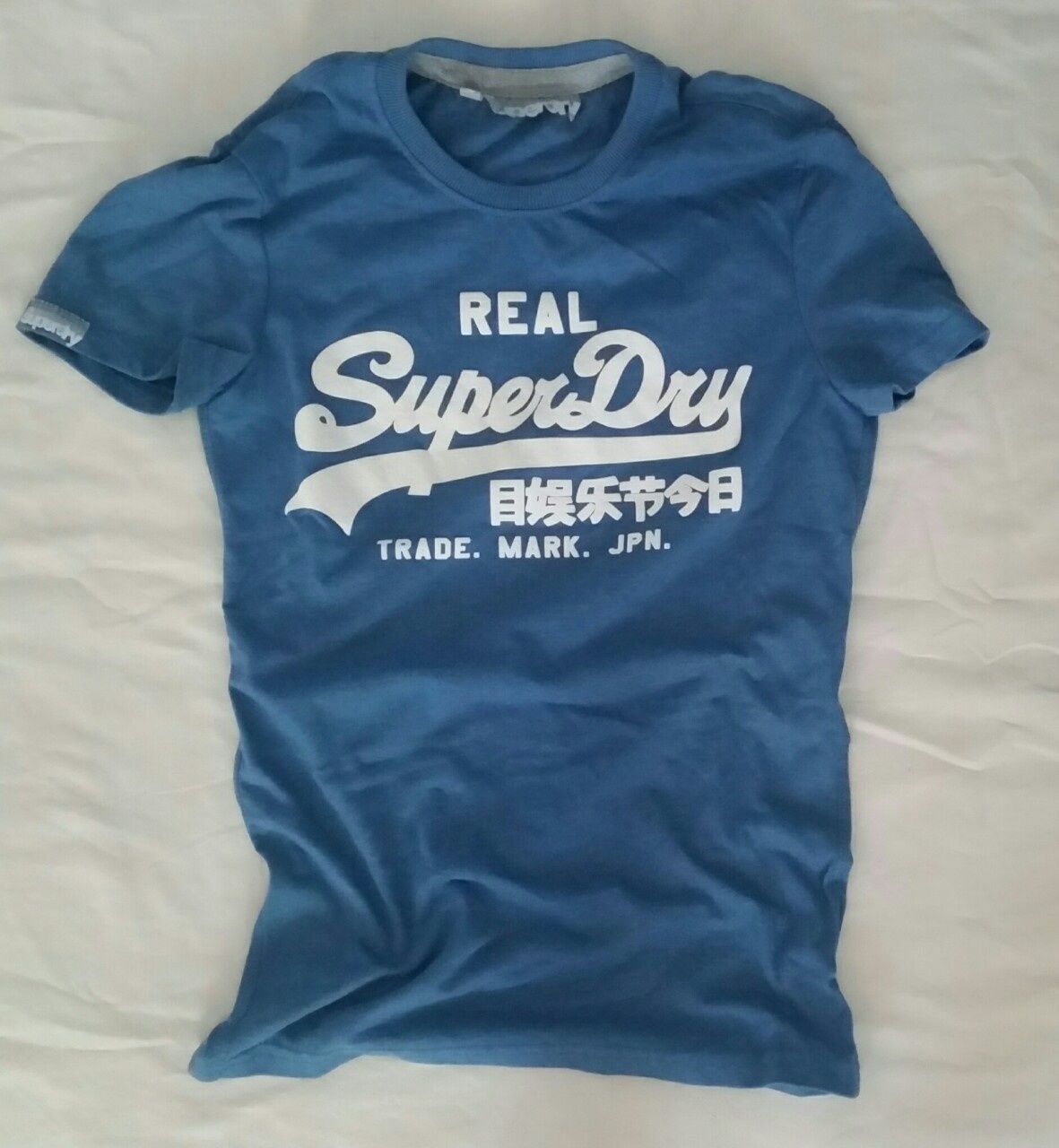 Продавам Мъжка Тениска Superdry номер:S