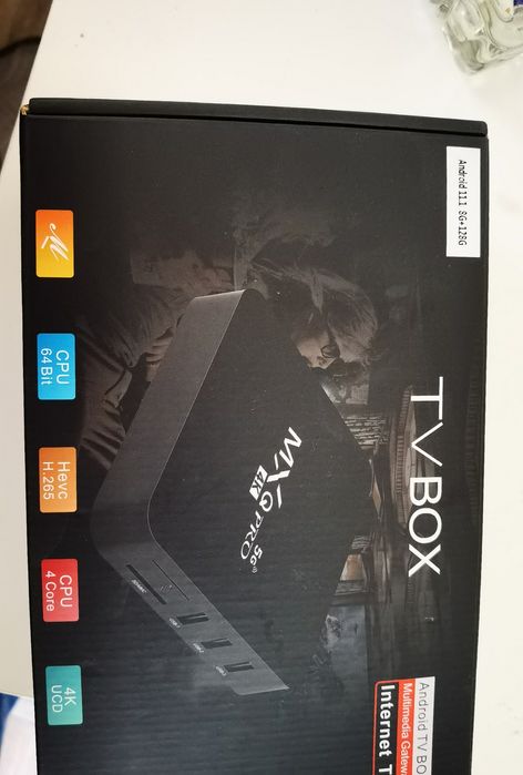 Продавам tv box MXQ pro 4k