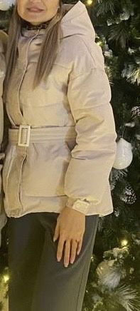 Зимняя светлая куртка