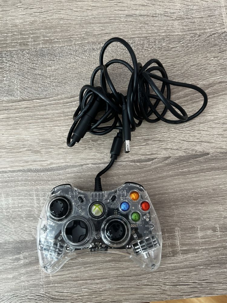 Продавам xbox rock candy controller