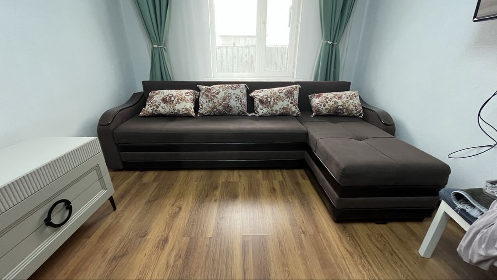 Продам диван в отличном состоянии