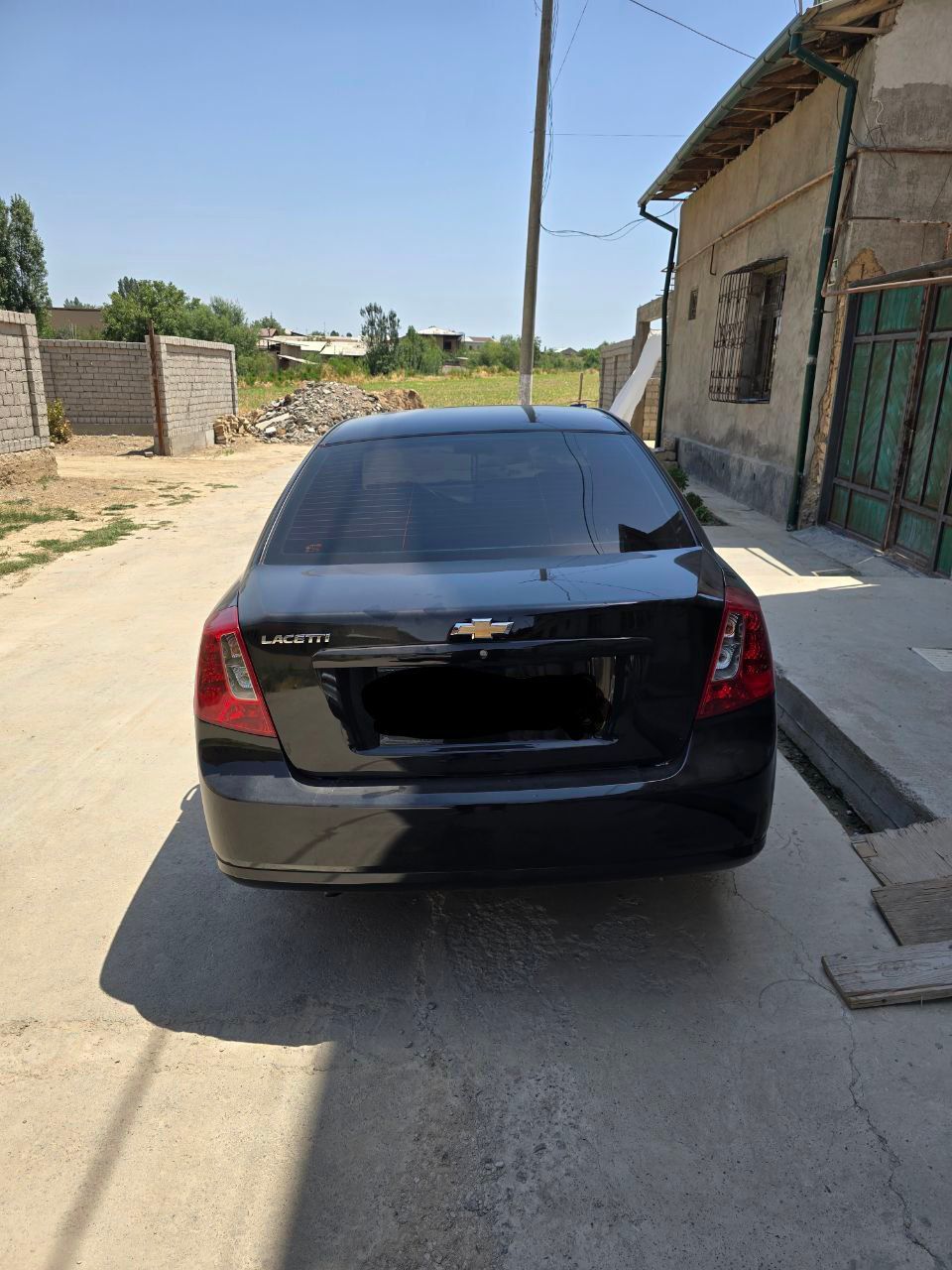 Jentra 2023 yil xolati yaxshi 41000 ming yurgan rangi qora