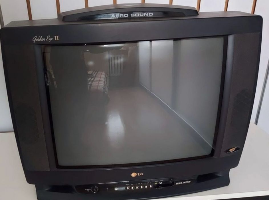 Отдам бесплатно телевизор lg golden eye