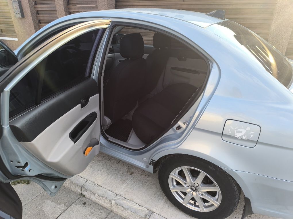Hyundai Accent 2008 – Motor 1.4 benzină, 97 CP – preț avantajos
