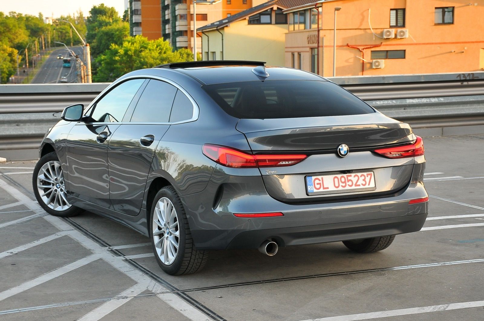 BMW 218i TVA inclus deductibil