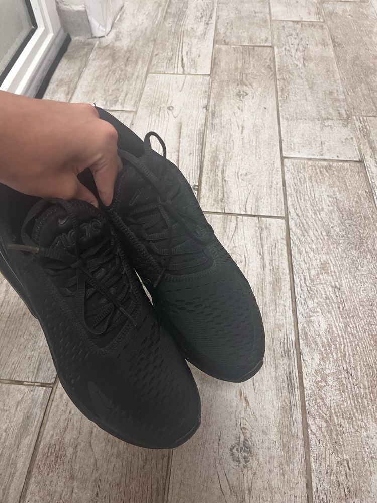 обувки nike airmax 270