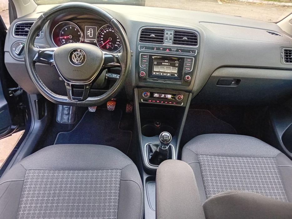 Vw Polo Comfortline Model 2015