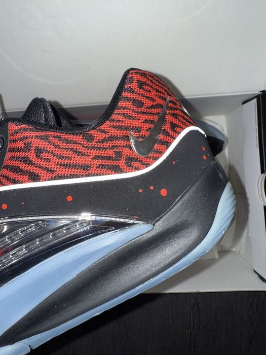 Баскетболни обувки Nike KD 16 "Slim Reaper" - размер 42.5, 48.5, 49.5