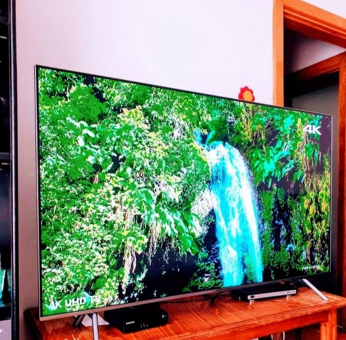 Tv Samsung 8K-nou-140cm-Neo QLED-Smart,nu Philips Sony Lg