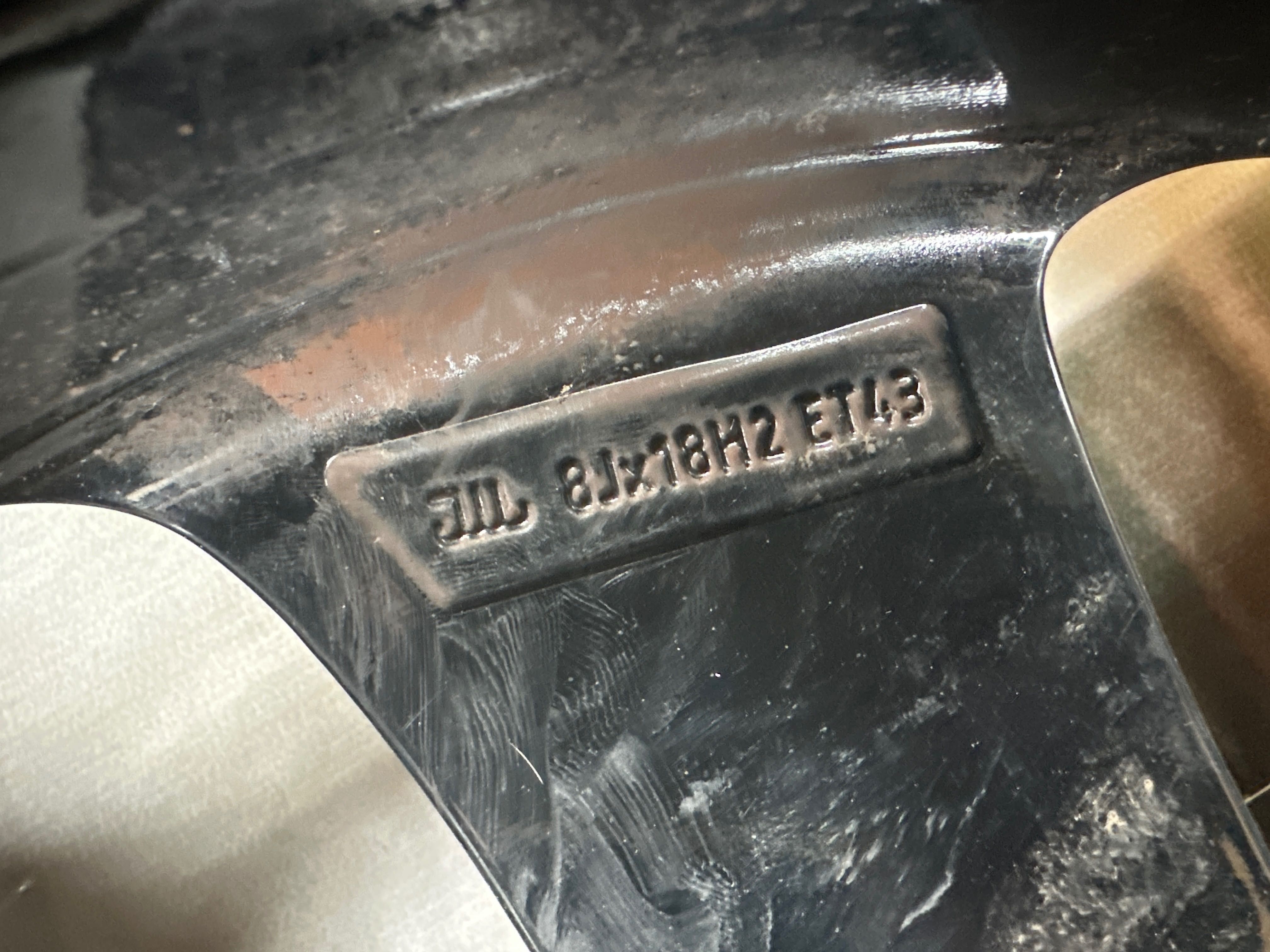 245 45 R18 Michelin DOT0920