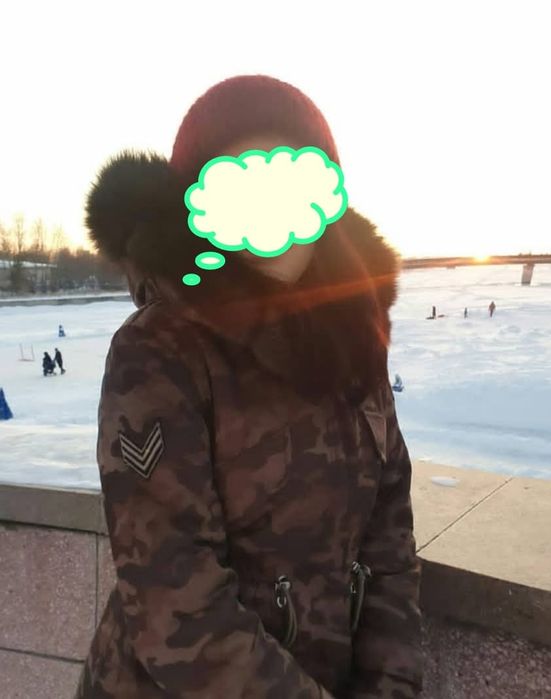 Продаю  зимнию верхнию одежду