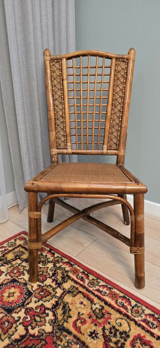 Стулья, ротанг, 6 штук по 10000 тг.,барное кресло за 20000тг.