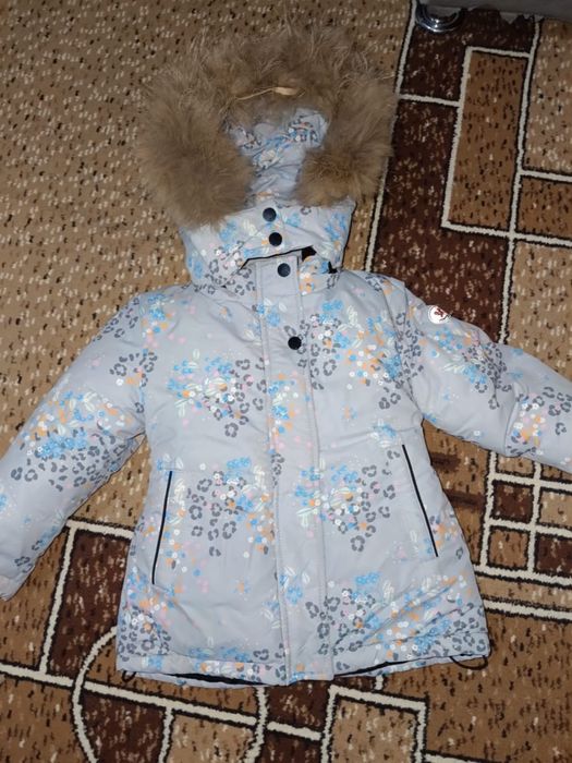 Продам зимний костюм на девочку