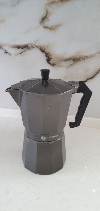 Продам кофеварку вулкан .