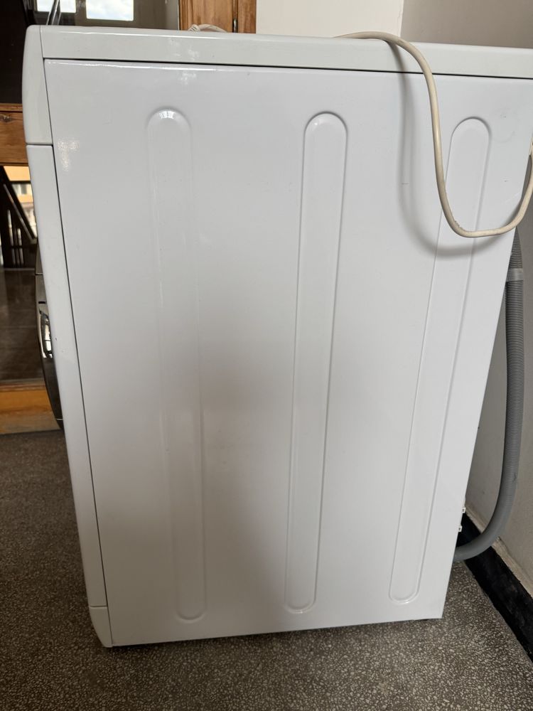 Пералня Hotpoint Ariston
