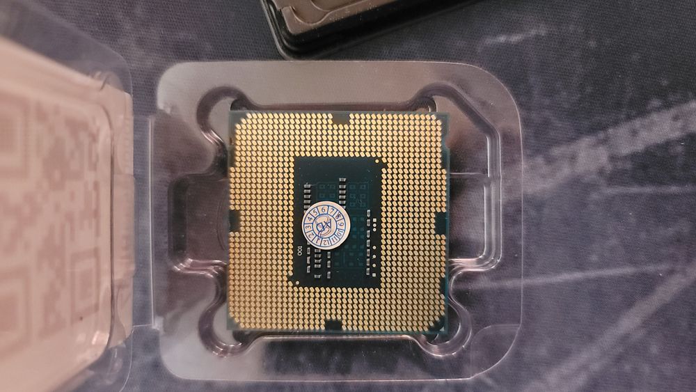 Pentium G3220[4го поколения] +ddr3 8 gb operativka [4+4]
