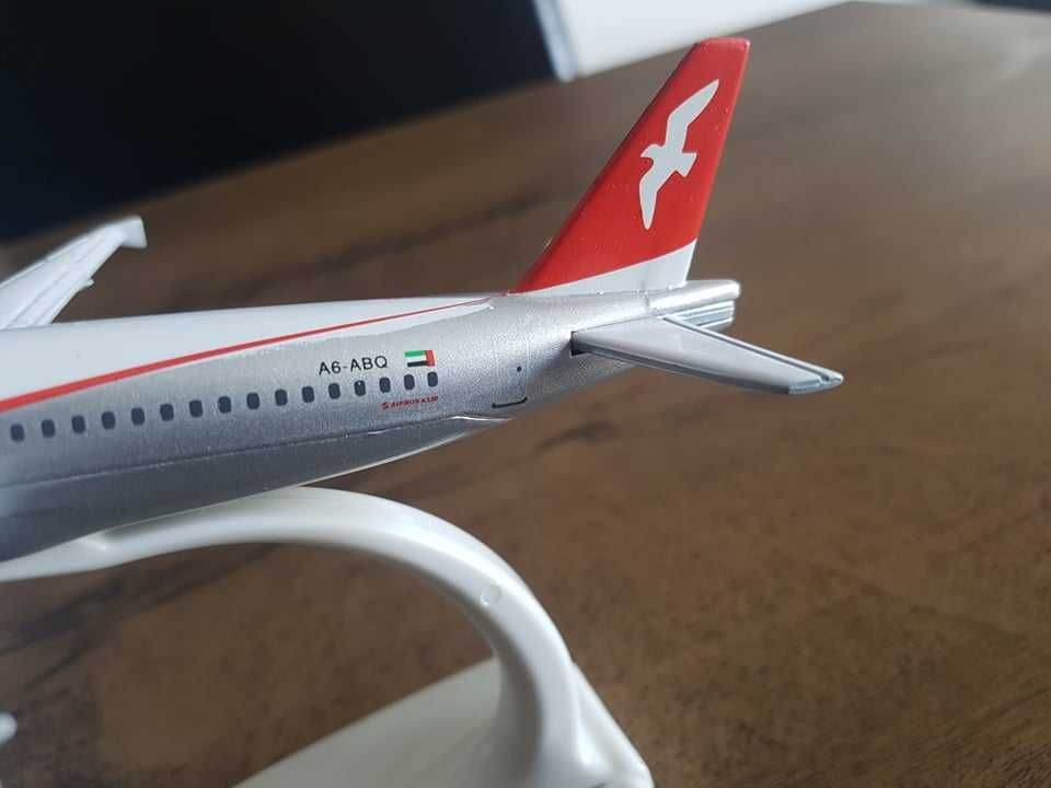 Macheta metalica de avion Air Arabia | Decoratie | Perfect pt cadou