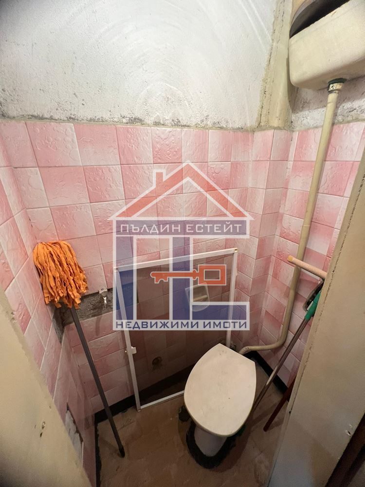 Продава се Тристаен апартамент в Асеновград - 107 кв.м за 926 €/кв.м - Снимка #10