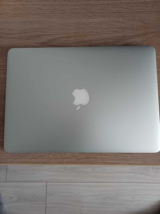 MacBook Air 13-inch, 2015