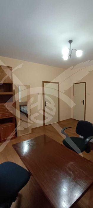 Дава се под наем Етаж от къща в София, Редута - 134 кв.м за 648.21 € - Снимка #2