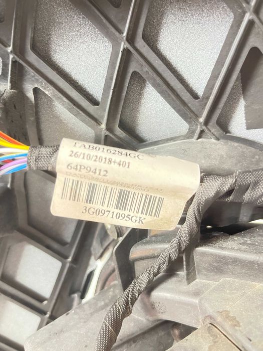 VW Passat B8 facelift електрик предна броня