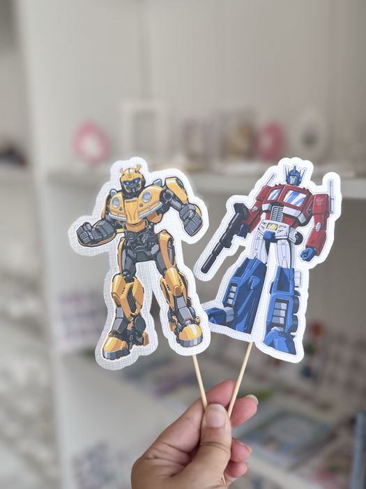 Топер за торта