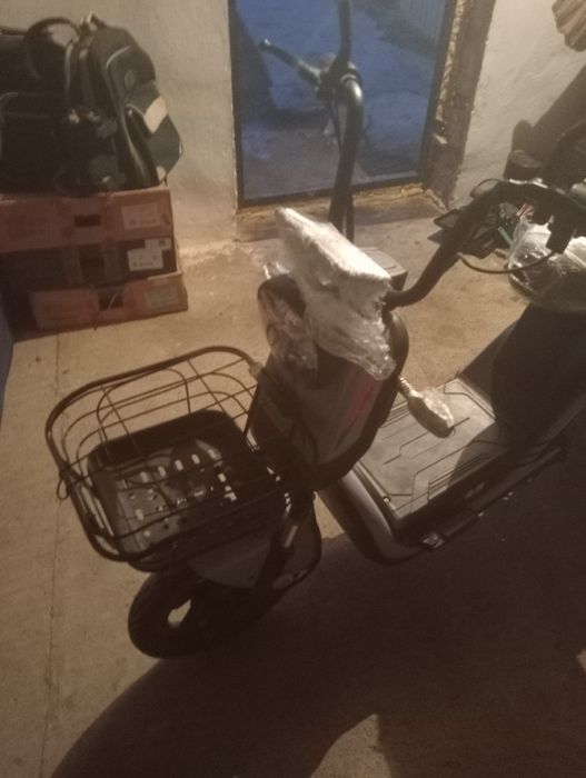 Продам электрический скутер