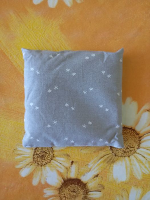 Възглавничка с черешови костилки