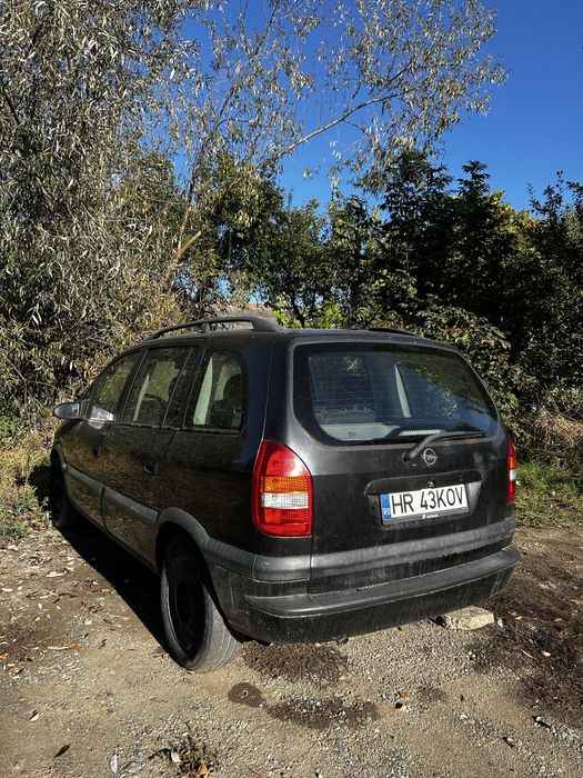 De vânzare autovehicul Opel Zafira A