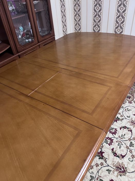 Стол лакированный бу