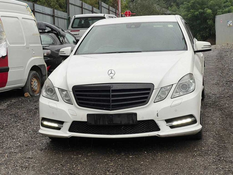 Dezmembrez dezmembrari Mercedes E350CDI W212 AMG an 2013 58.000 mile
