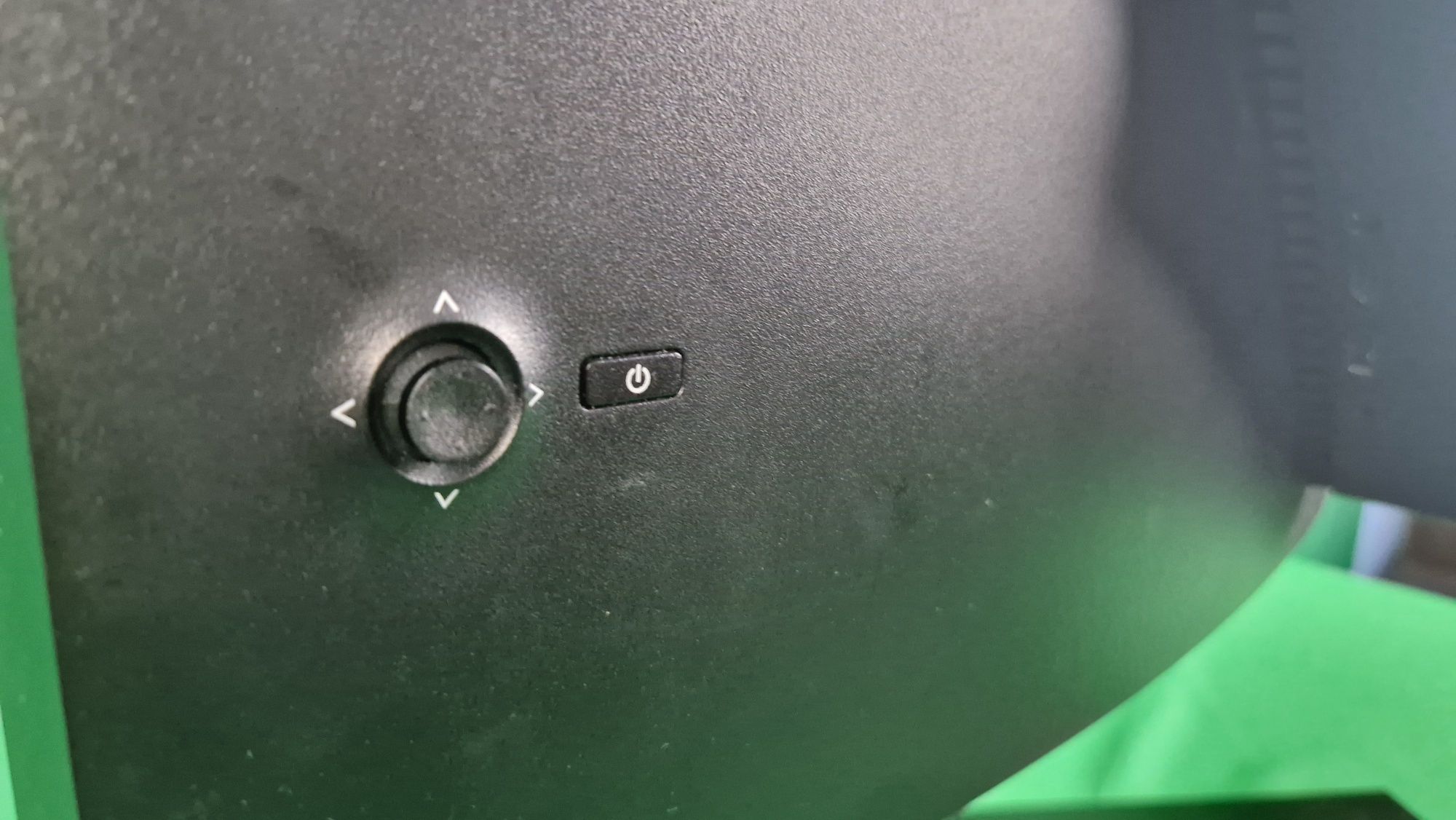 Монитор HP OMEN 27C