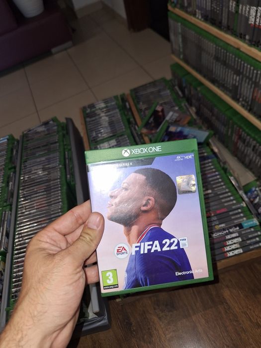 Xbox one - Xbox seria x fifa 22  joc original