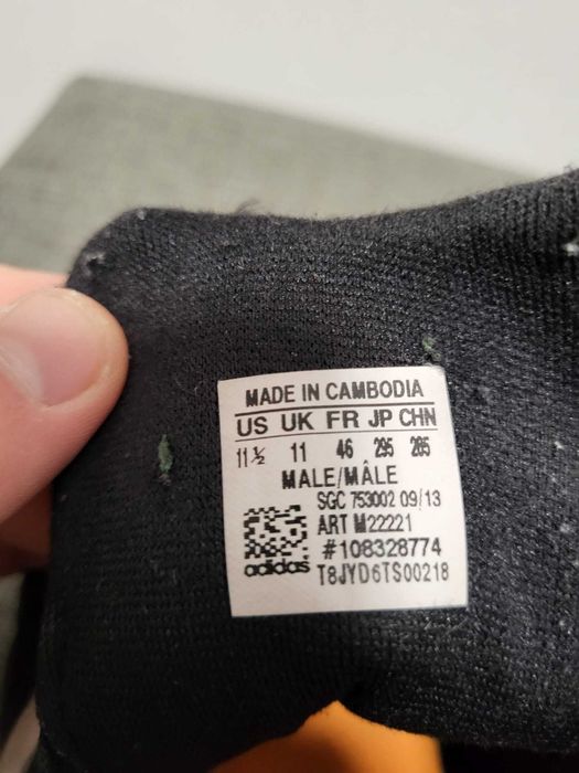 Ghete Fotbal Adidas 11 Questra Trx TF (M22221) marimea 46