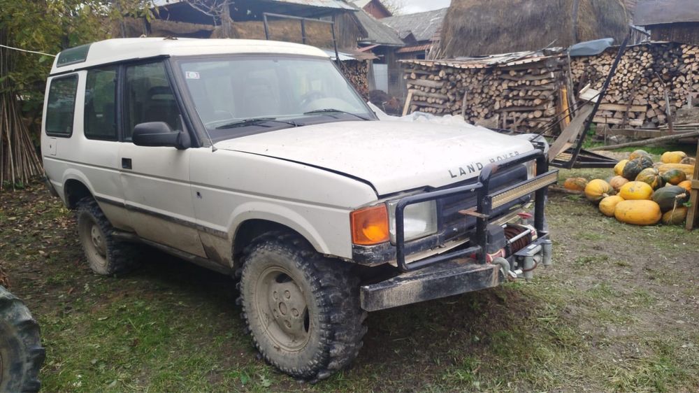 Vând Land Rover Discovery 1