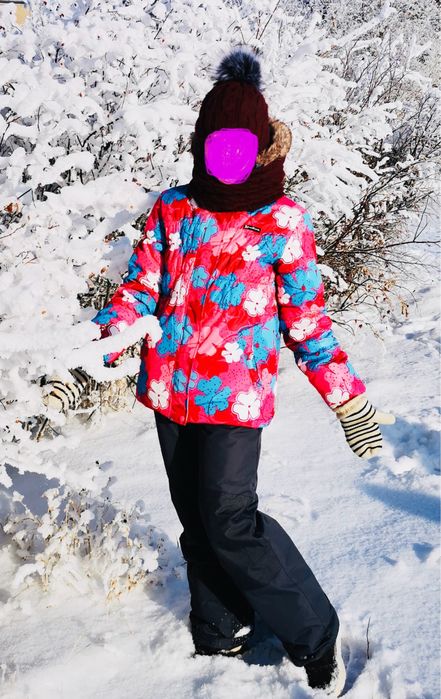 Продам зимний костюм на девочку