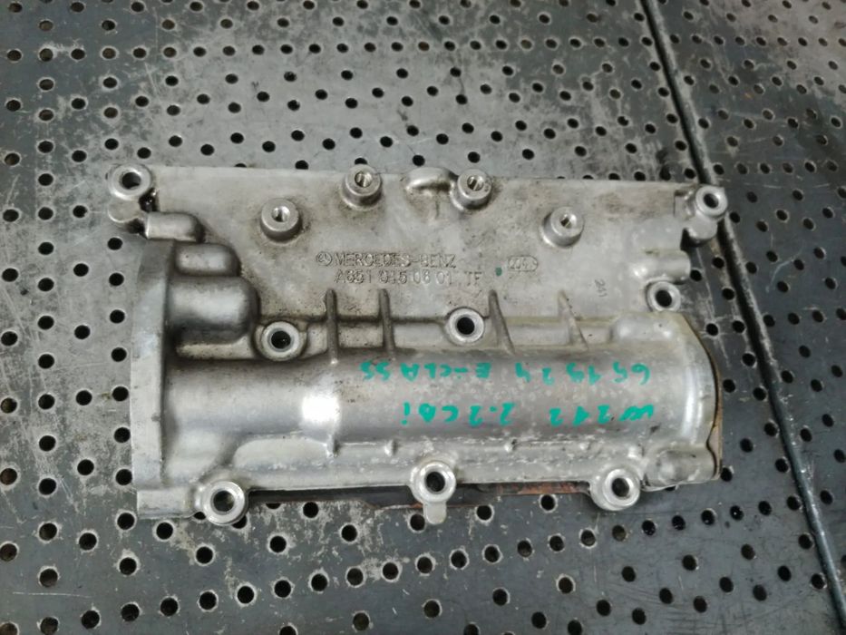 capac chiulasa lateral 2.2 cdi 651924 mercedes  e-class w212  a6510150601