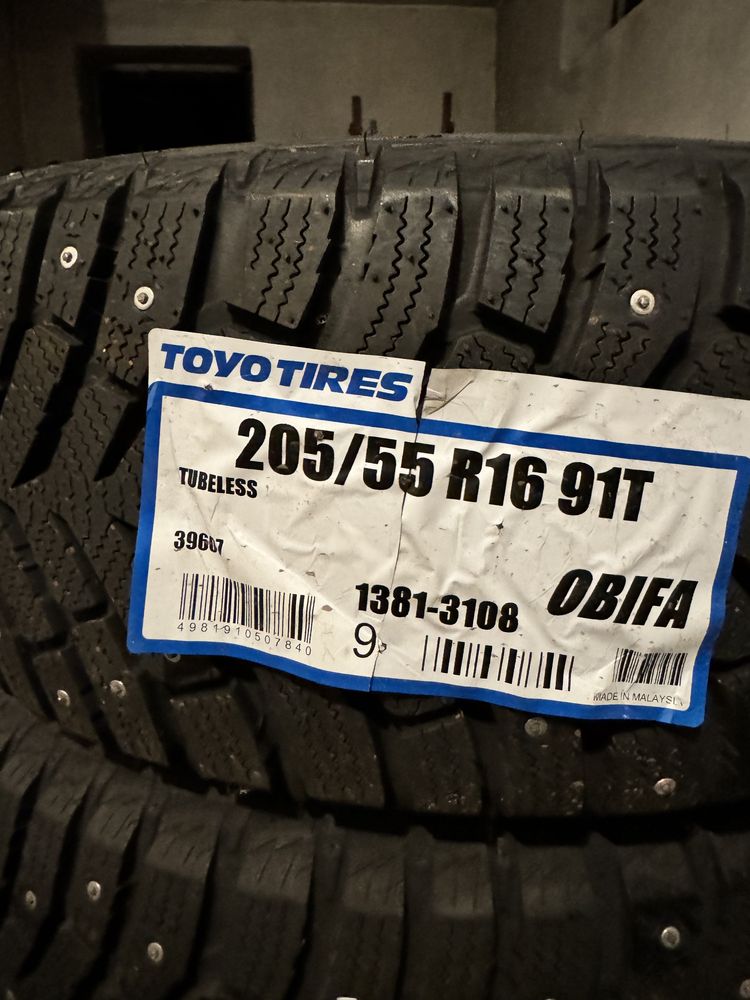 Зимние шины Toyo Observe Ice-Freezer 205/55 R16 91T