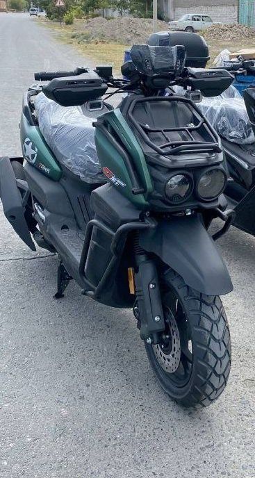 Продаётся скутер "ТАНК" бензин