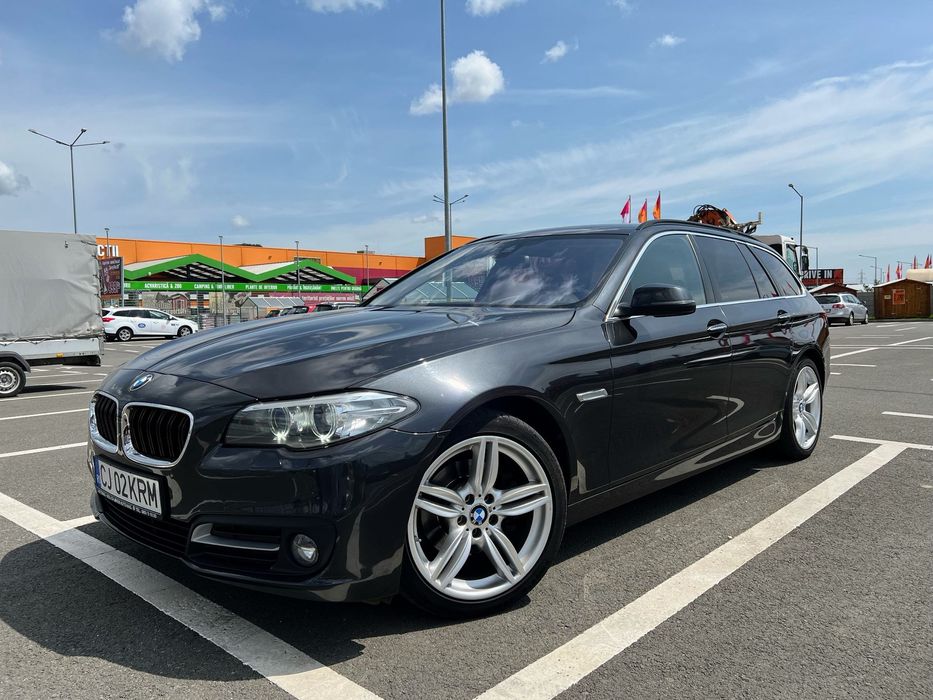 BMW Seria 5 BMW Seria 5 2016 520d xDrive 190CP Touring