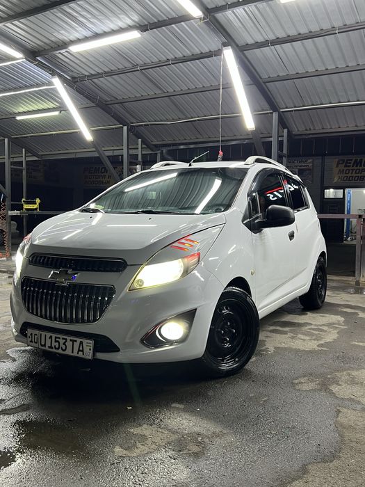 Spark продаётся