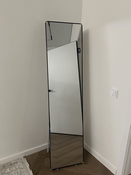 Зеркало напольное