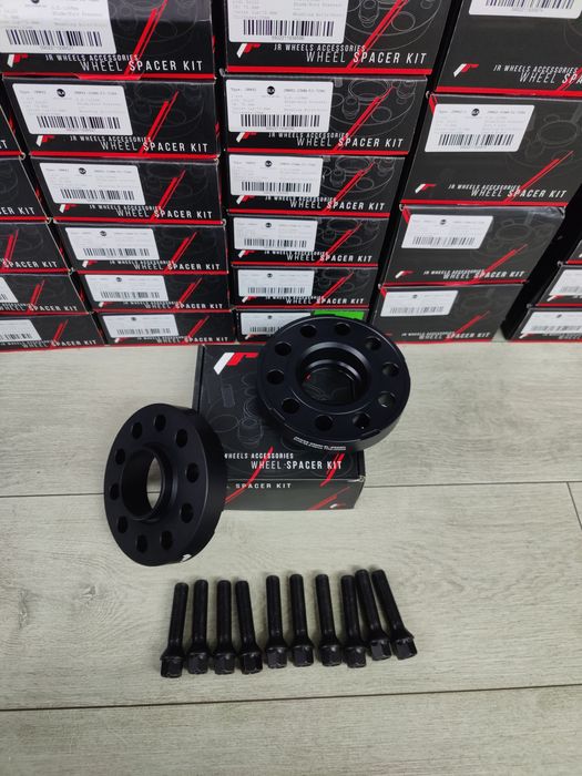 Distantieri 2.5cm/25mm Audi / Mercedes distantiere JR + prezoane lungi