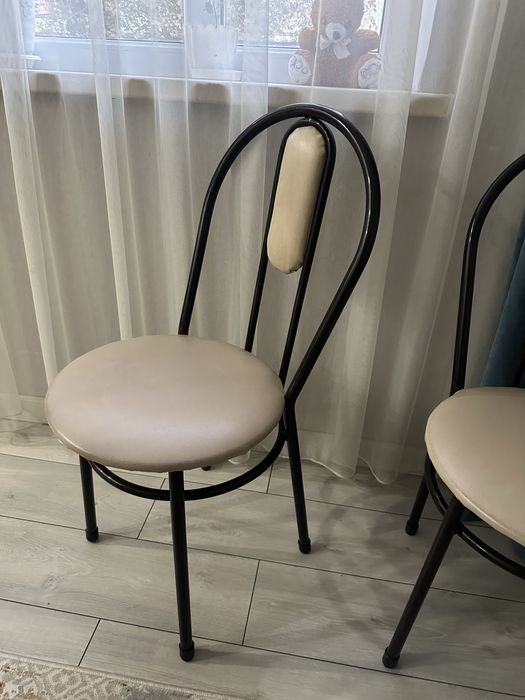 Продам стулья б/у