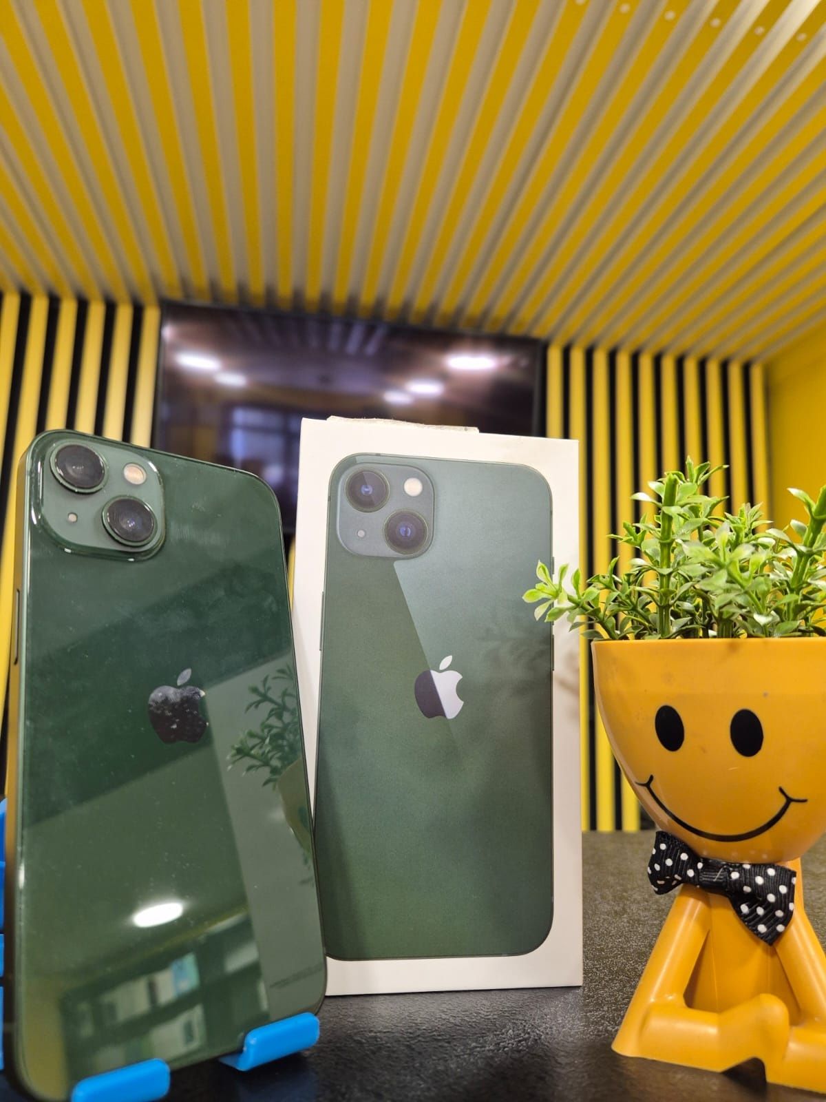 Iphone 13, 256гб, 89% акб, Kaspi 0-0-12