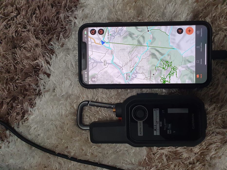 GARMIN Telecomanda + Zgarda caine cu diversitate de comenzi