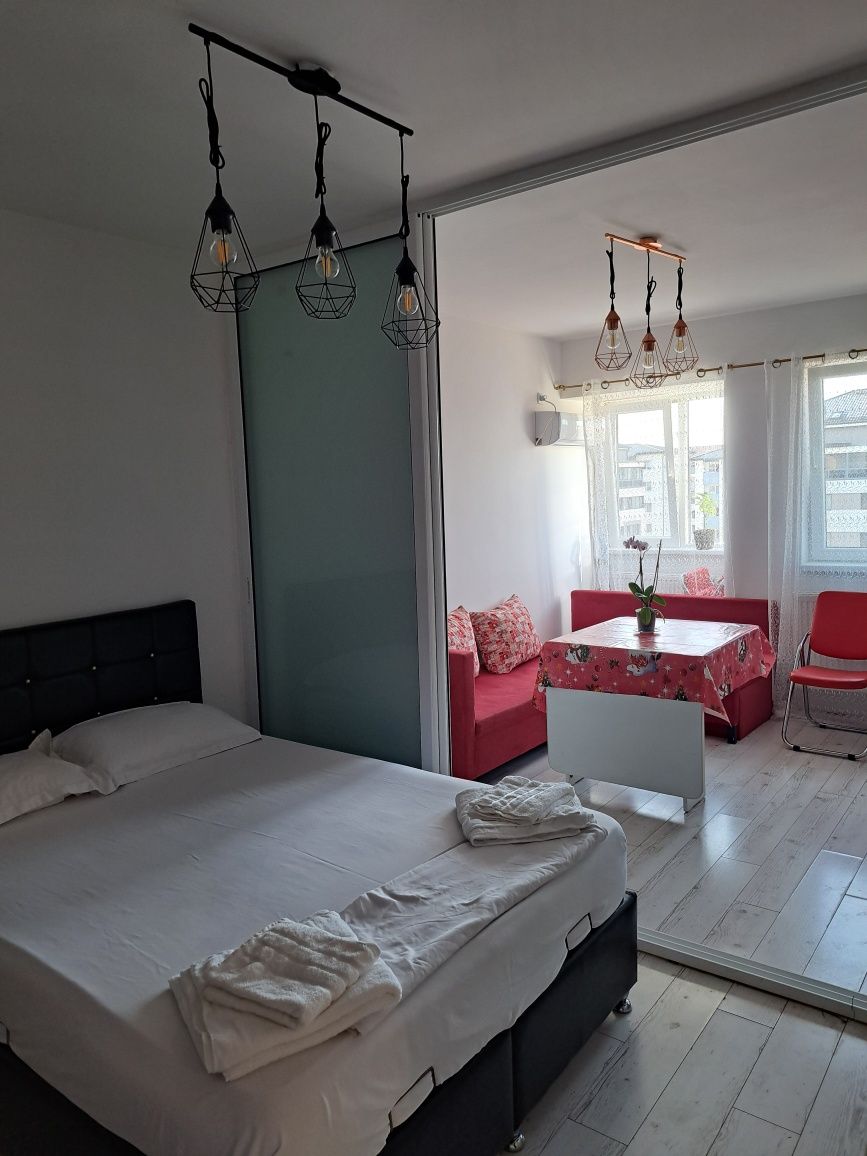 Inchiriez garsoniera în regim hotelier
