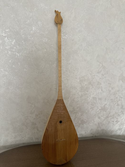 Продам домбру ручной работы